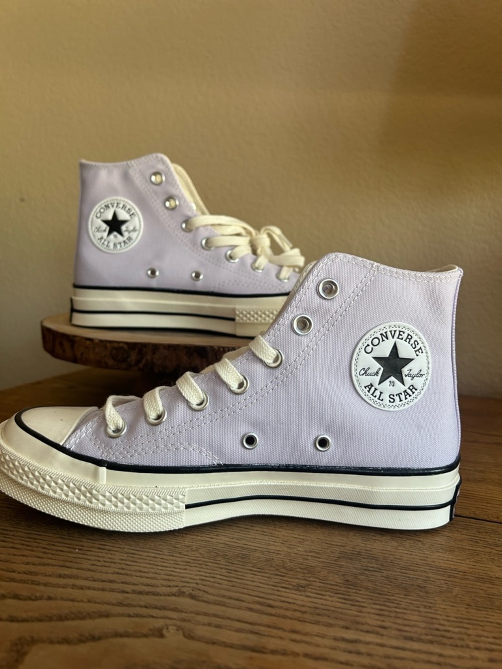 NWOT Converse Chuck Taylor 7